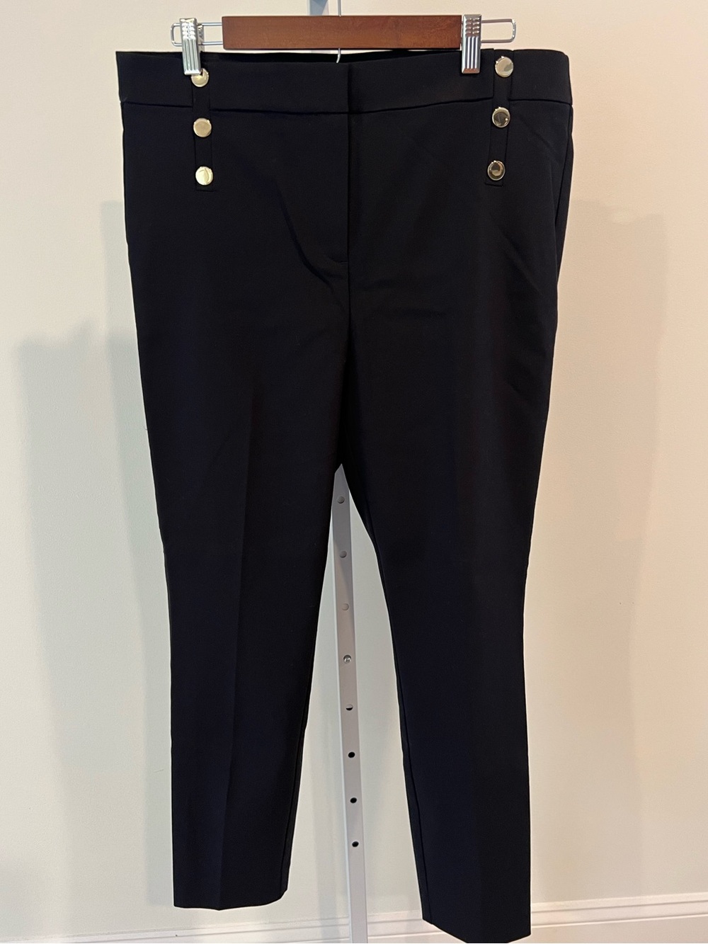NWT Ann Taylor Loft High Waist Skinny Black Pants with Gold Button Detail Sz 14